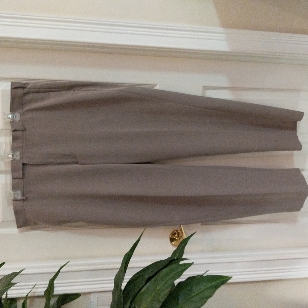 Axist Men's Taupe Dress Pants Size 40x32